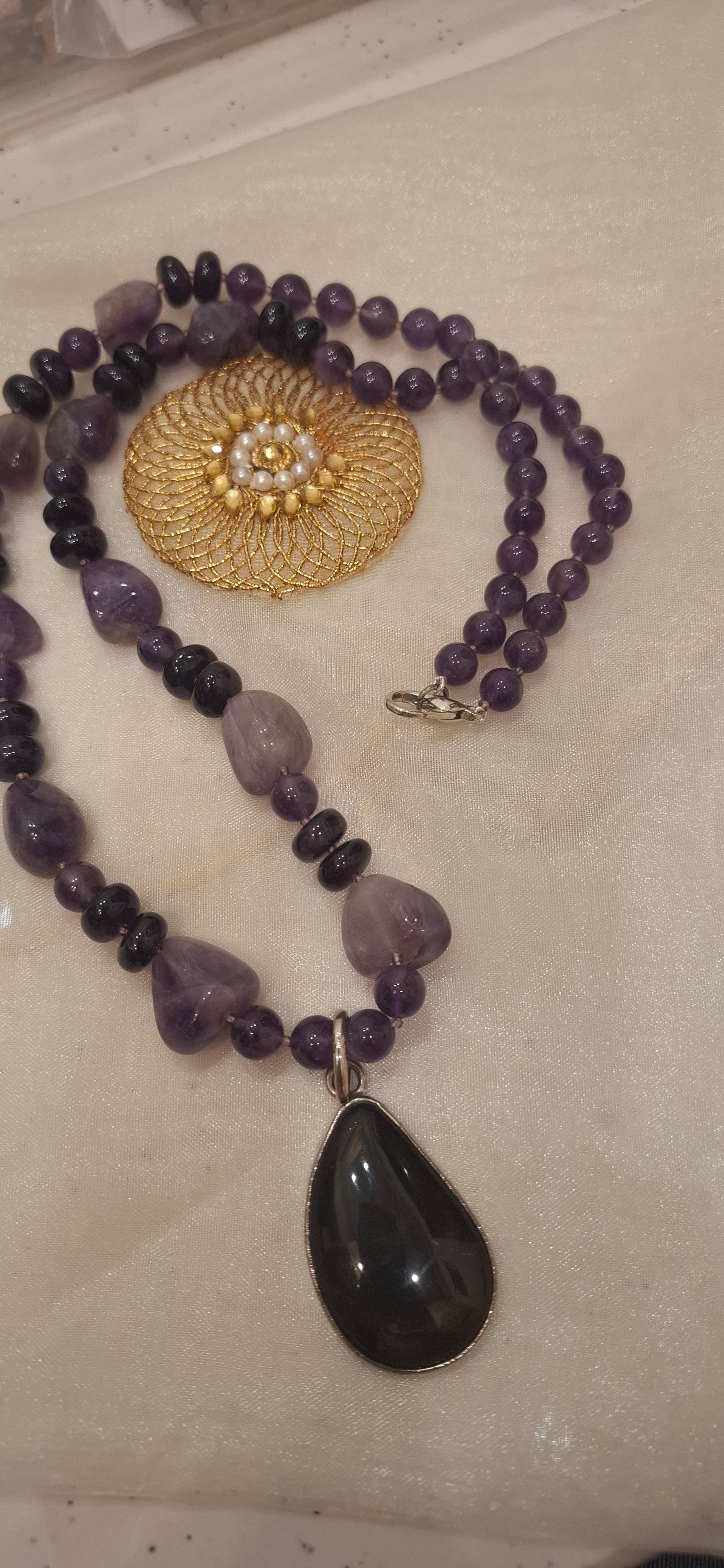 Amethyst Neckpiece With Pendent (30 inch)