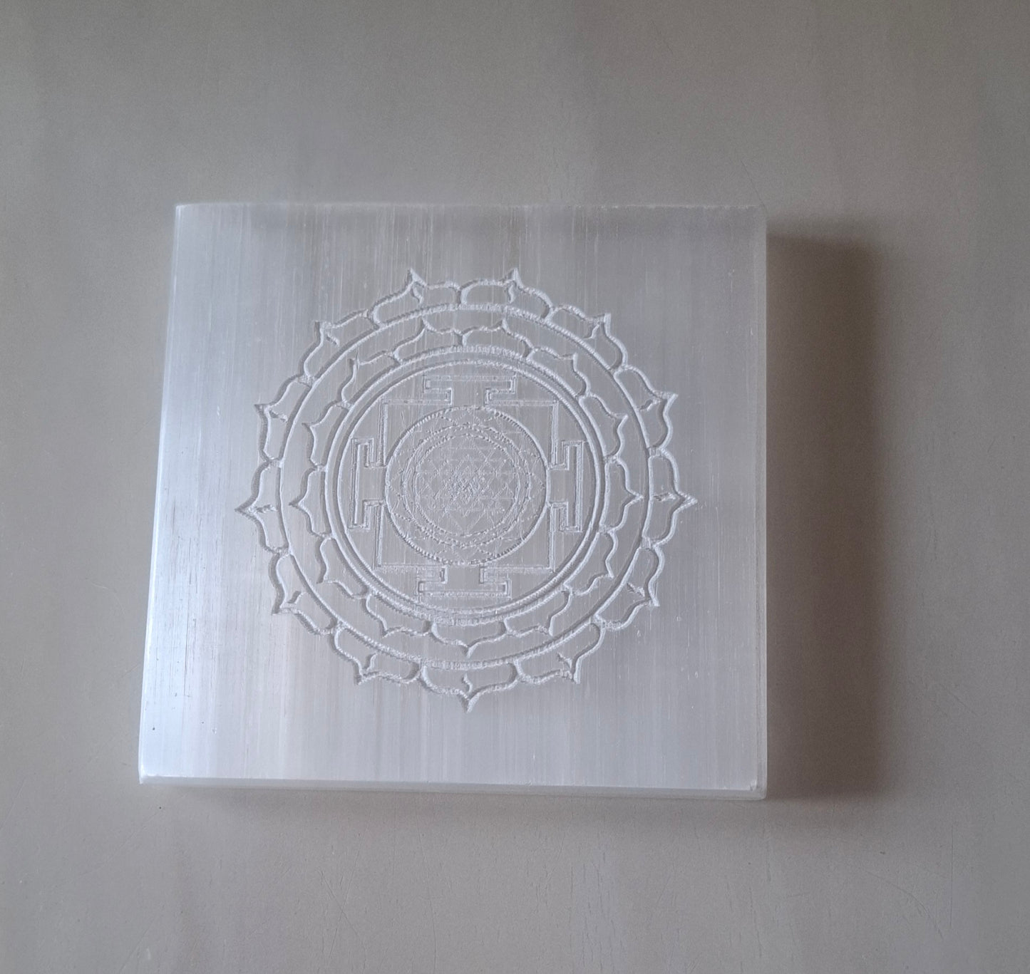 Selenite Plate(For Charging)3 inch 💯 original